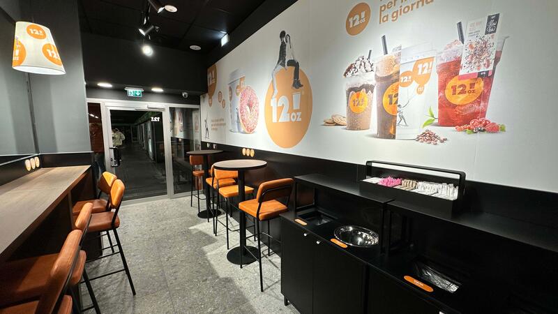 12oz Milan Famagosta metro station