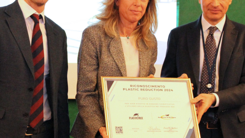 Plastic Reduction Award - Bologna Airport.png