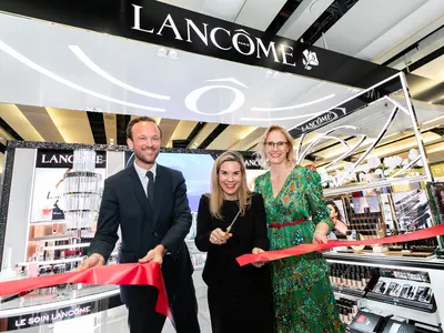 Lancôme Counter Inauguration_World Duty Free_Dufry Ribbon cutting