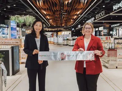 Perth Duty Free opening ribbon cutting