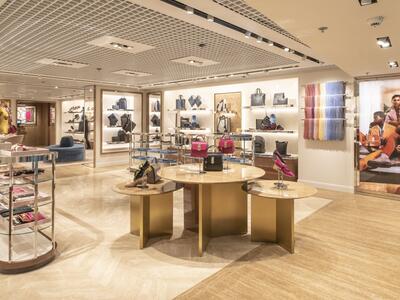 Dufry and Salvatore Ferragamo partnership unveils Boutique in Hong Kong International - 2