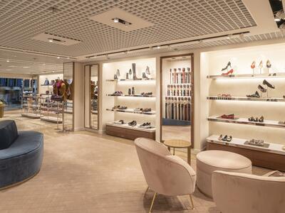Dufry and Salvatore Ferragamo partnership unveils Boutique in Hong Kong International - 3