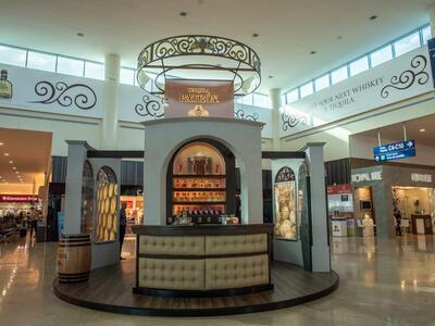 Dufry, Bacardi and Cancun Airport open a Patron Tequila tasting bar in Terminal 3 - Dufry - 3