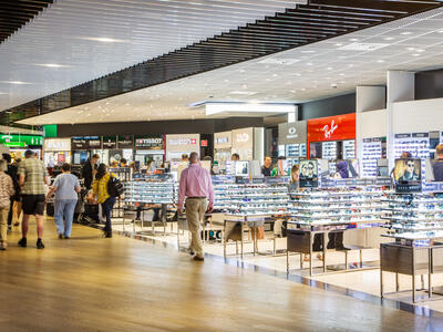 Dufry Launches New Generation Store At Heathrow Terminal 3 - Illuminated shelving system - sunglasses - World Duty Free - Dufry - 170918
