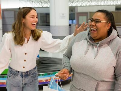 Dufry, Manchester Airport and Clinique join forces to “surprise and delight” passengers - World Duty Free - 8