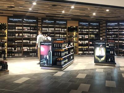 Dufry opens its third New Generation Store in Latin America and introduces the concept in Argentina - Argentine Wines - Dufry - 4