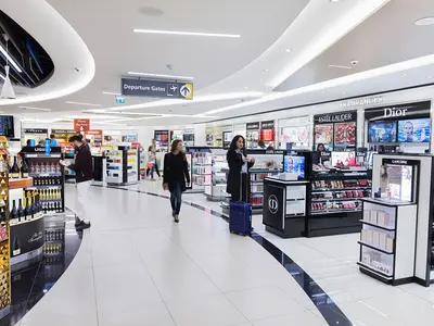Dufry unveils its new walk-through store at Malta International Airport - Dufry - 12
