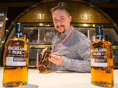 Highland Park Single Cask - London Gatwick Airport - Dufry 3