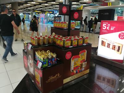 Lindt & Sprüngli Brings Magic to Millennials in selected Dufry-operated stores in Key Holiday Destinations - 5