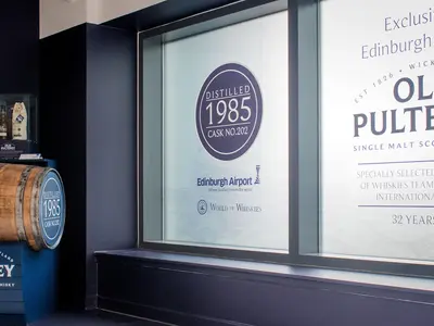 Old Pulteney Limited Edition - Edinburgh - Dufry 3