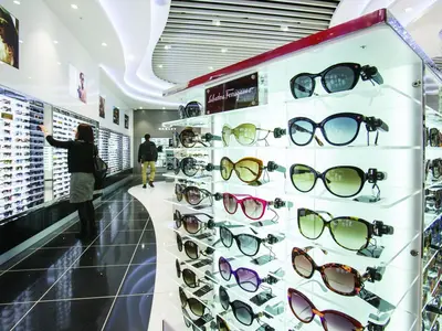 The Moodie Davitt Report Dreamstore 2018 - WINNER Sunglasses London Heathrow - Collection - Dufry 1