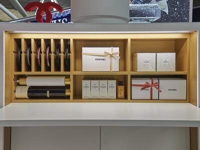 World Duty Free and Chanel Launch Festive Snow Globe with London Stansted Airport for an Immersive Shopping Experience - Dufry - 3