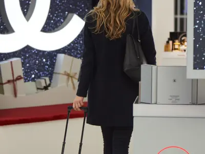 World Duty Free and Chanel Launch Festive Snow Globe with London Stansted Airport for an Immersive Shopping Experience - Dufry - 5